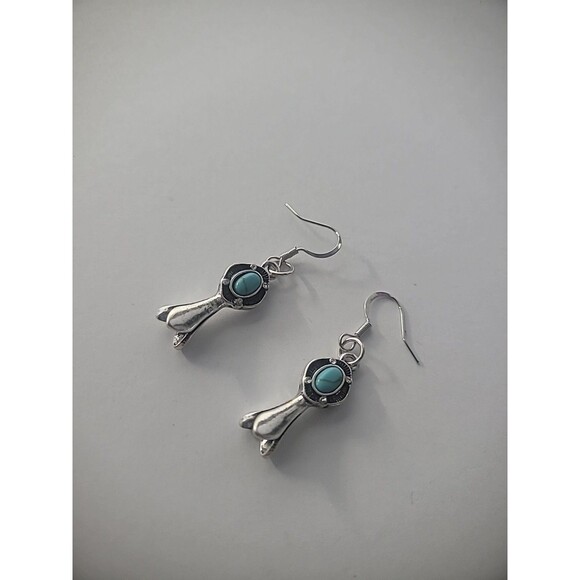 New Handmade Earrings Pierced Hook Drop Dangle Silver Tone Blue Stone Jewelry - Picture 5 of 10